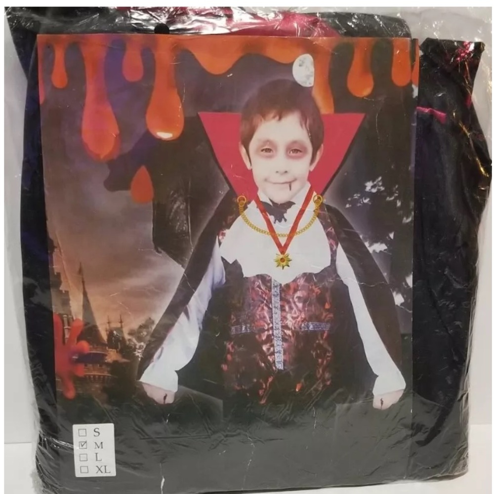 Vampire costume NWT